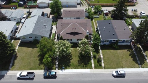 515 Blackthorn Road Ne, Calgary, AB 