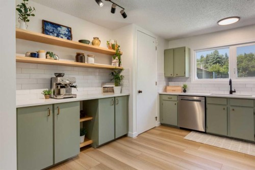 23 Deer Lane Place Se, Calgary, AB 