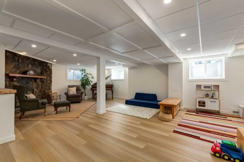 23 Deer Lane Place Se, Calgary, AB 