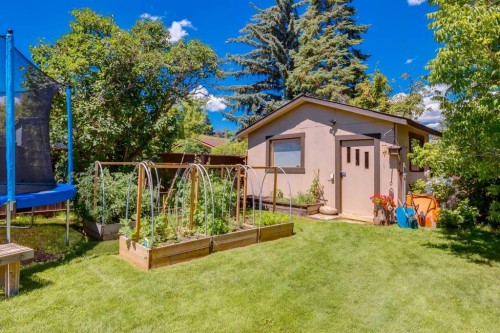 23 Deer Lane Place Se, Calgary, AB 