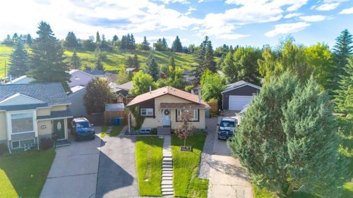 23 Deer Lane Place Se, Calgary, AB 
