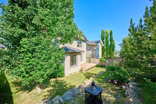 62 Crestmont Drive Sw, Calgary, AB 