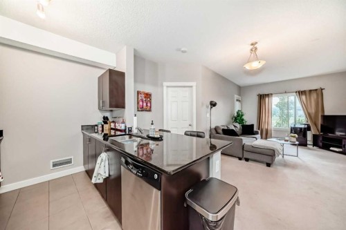 211-3950 46 Avenue Nw, Calgary, AB - Indoor