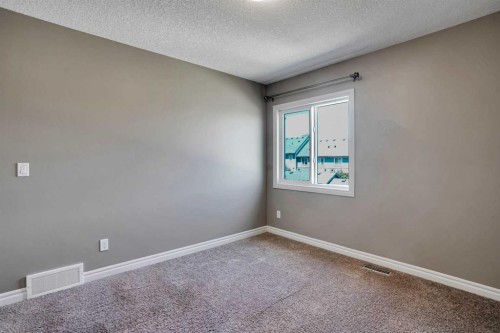 46 Mahogany Passage Se, Calgary, AB 