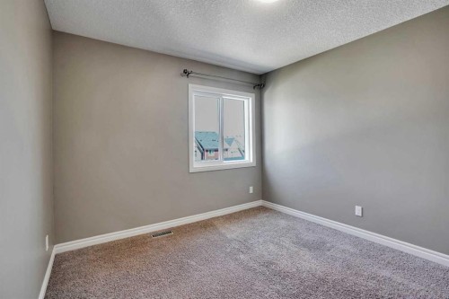 46 Mahogany Passage Se, Calgary, AB 