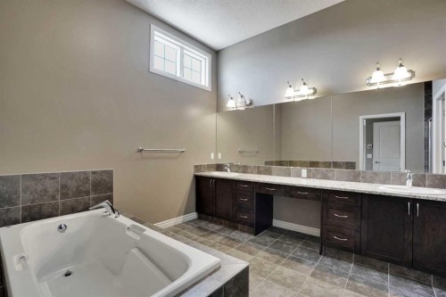 46 Mahogany Passage Se, Calgary, AB 