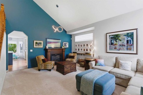 67 Douglas Shore Close Se, Calgary, AB 