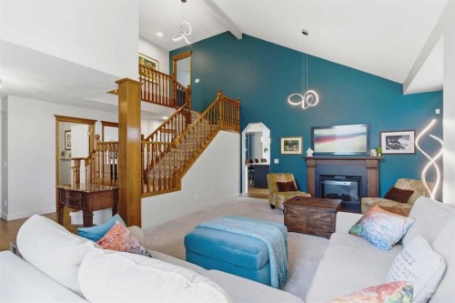 67 Douglas Shore Close Se, Calgary, AB 