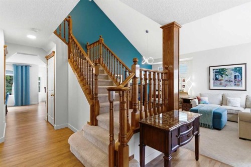 67 Douglas Shore Close Se, Calgary, AB 