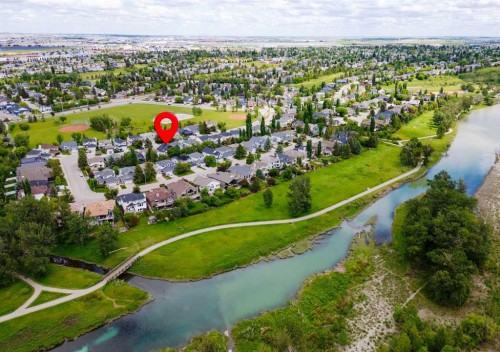 67 Douglas Shore Close Se, Calgary, AB 