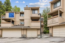 24-235 Berwick Drive NW Calgary, AB T2P 3C1
