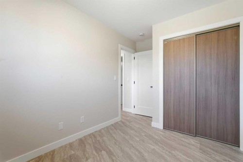 1018 10 Avenue Se, High River, AB - Indoor Photo Showing Other Room