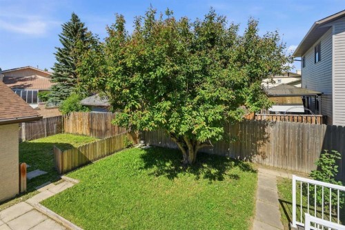 1018 10 Avenue Se, High River, AB - Outdoor