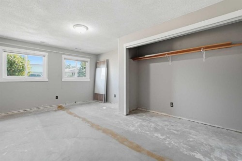 1018 10 Avenue Se, High River, AB - Indoor Photo Showing Other Room