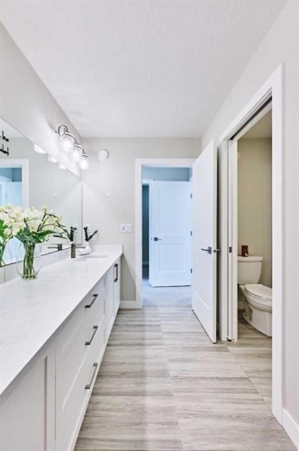 102 Crestridge Common Sw, Calgary, AB - Indoor