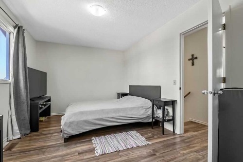 124 Bergen Road Nw, Calgary, AB 