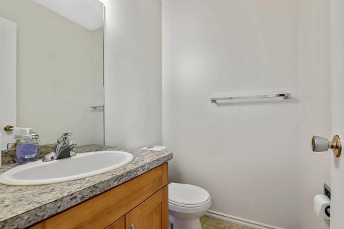 124 Bergen Road Nw, Calgary, AB 