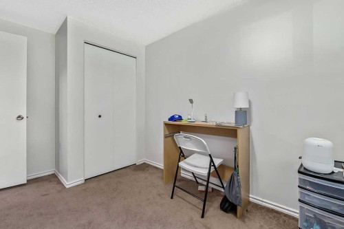 124 Bergen Road Nw, Calgary, AB 