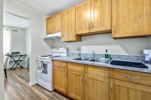 124 Bergen Road Nw, Calgary, AB 