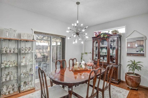 225 Chapala Drive Se, Calgary, AB - Indoor Photo Showing Dining Room