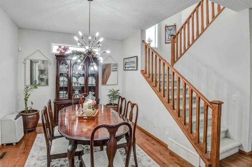 225 Chapala Drive Se, Calgary, AB - Indoor Photo Showing Dining Room