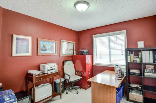225 Chapala Drive Se, Calgary, AB - Indoor Photo Showing Office