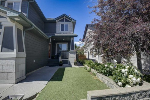 225 Chapala Drive Se, Calgary, AB - Outdoor