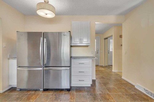 3415 Benton Drive Nw, Calgary, AB 