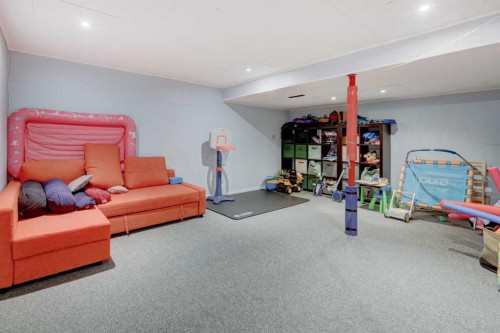 7622 34 Avenue Nw, Calgary, AB - Indoor