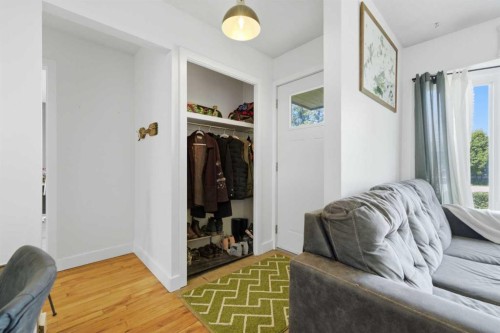 4159 Doverbrook Road Se, Calgary, AB - Indoor