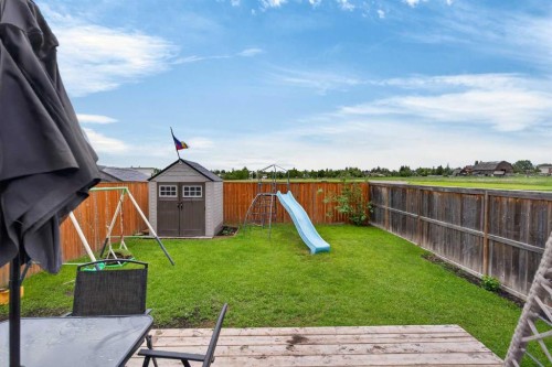 78 Sandpiper Drive, Didsbury, AB - Outdoor