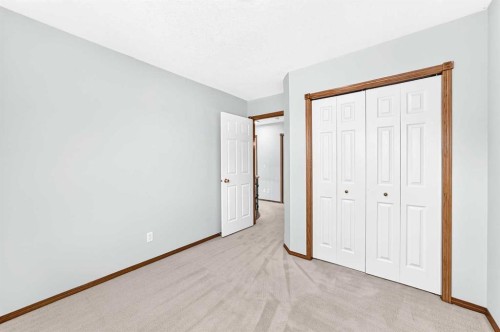 801 Panorama Hills Drive Nw, Calgary, AB - Indoor Photo Showing Other Room