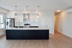 404-80 Carrington Plaza NW Calgary, AB T3P 1X6