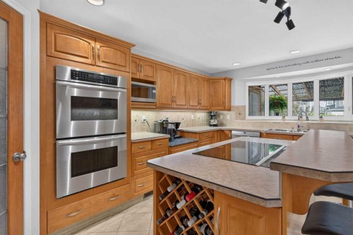 762 Stonehaven Drive, Carstairs, AB 