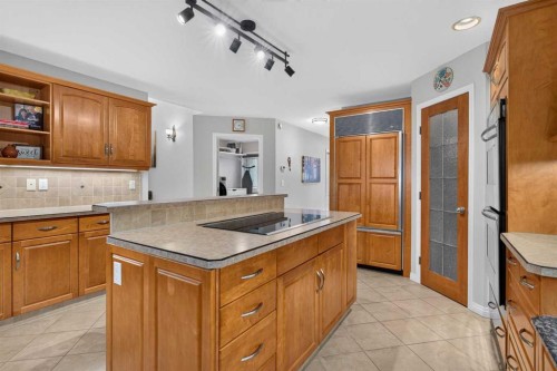 762 Stonehaven Drive, Carstairs, AB 