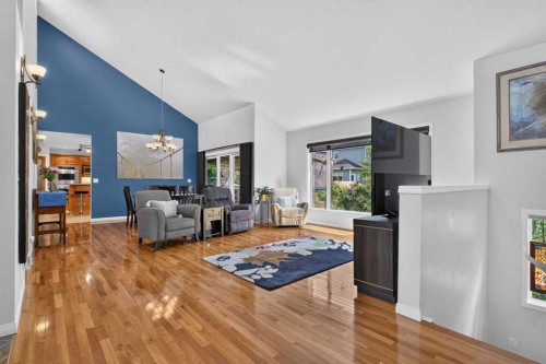 762 Stonehaven Drive, Carstairs, AB 