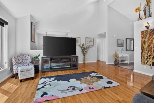 762 Stonehaven Drive, Carstairs, AB 