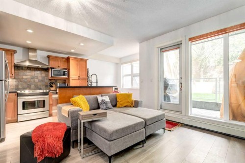 101-532 5 Avenue Ne, Calgary, AB - Indoor Photo Showing Other Room