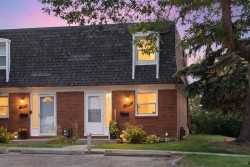 90-330 Canterbury Drive SW Calgary, AB T2W 1H6