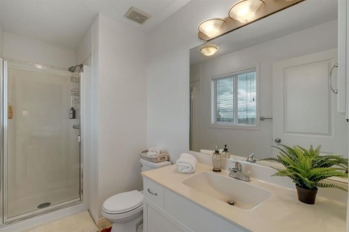 208 Royal Birch Circle Nw, Calgary, AB 