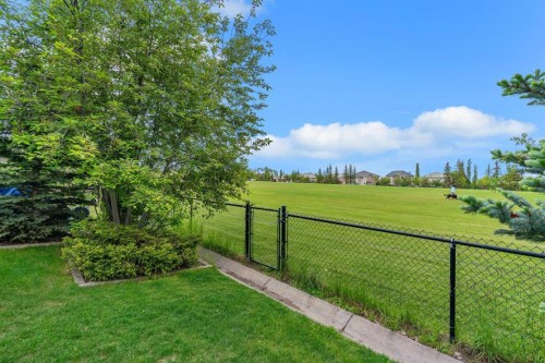 208 Royal Birch Circle Nw, Calgary, AB 