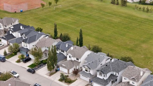 208 Royal Birch Circle Nw, Calgary, AB 