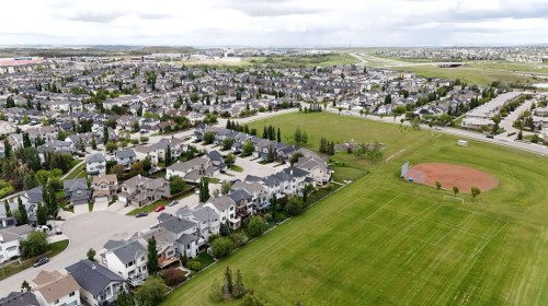 208 Royal Birch Circle Nw, Calgary, AB 