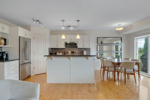 208 Royal Birch Circle Nw, Calgary, AB 