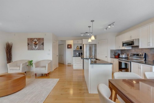 208 Royal Birch Circle Nw, Calgary, AB 