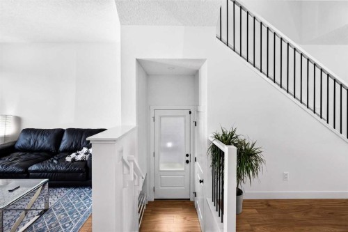 227 Chinook Gate Boulevard Sw, Airdrie, AB - Indoor Photo Showing Other Room