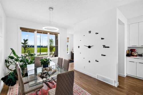 227 Chinook Gate Boulevard Sw, Airdrie, AB - Indoor Photo Showing Dining Room