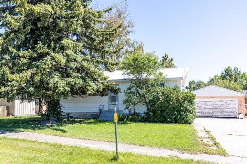 5119 55 Avenue, Stavely, AB - Outdoor