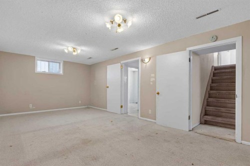 5119 55 Avenue, Stavely, AB - Indoor