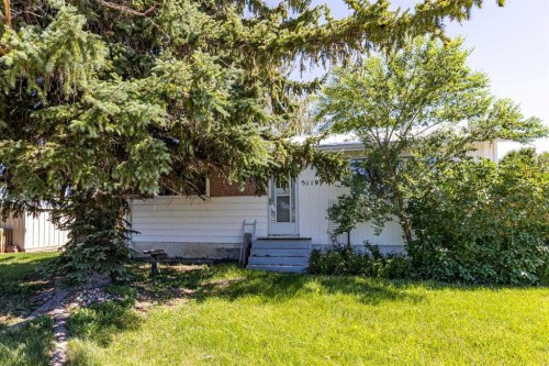 5119 55 Avenue, Stavely, AB - Outdoor